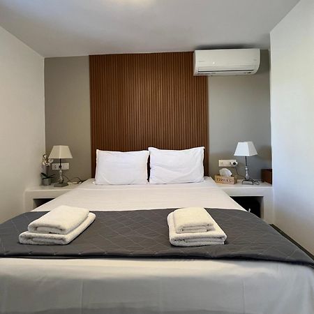 Miramare Suites Mykonos Merchia Beach 外观 照片