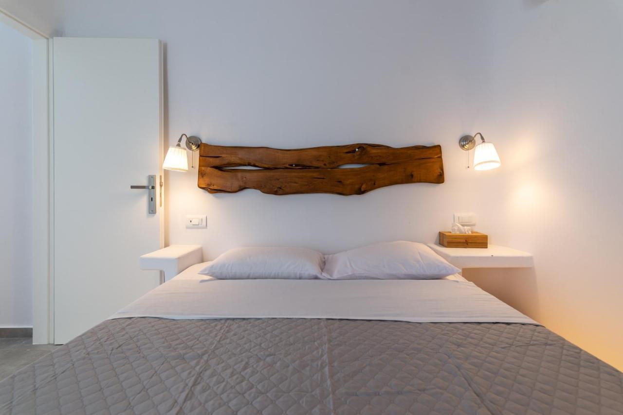 Miramare Suites Mykonos Merchia Beach 外观 照片