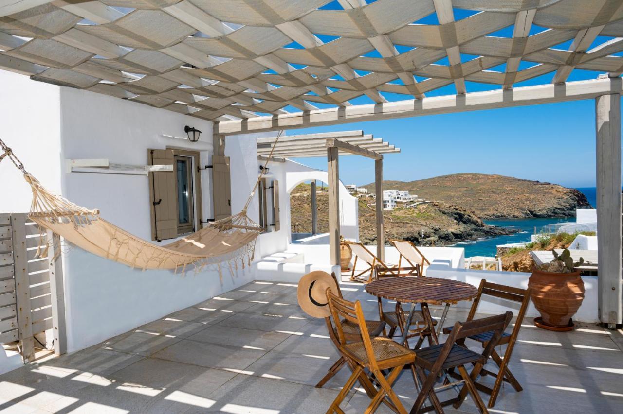 Miramare Suites Mykonos Merchia Beach 外观 照片